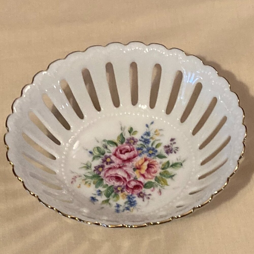 VTG 1950's Friesische Porzellan Reticulated Trinket/Candy Dish-Germany-4" D-EUC